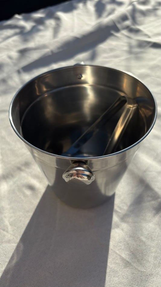 Metal Isspand Med Tang